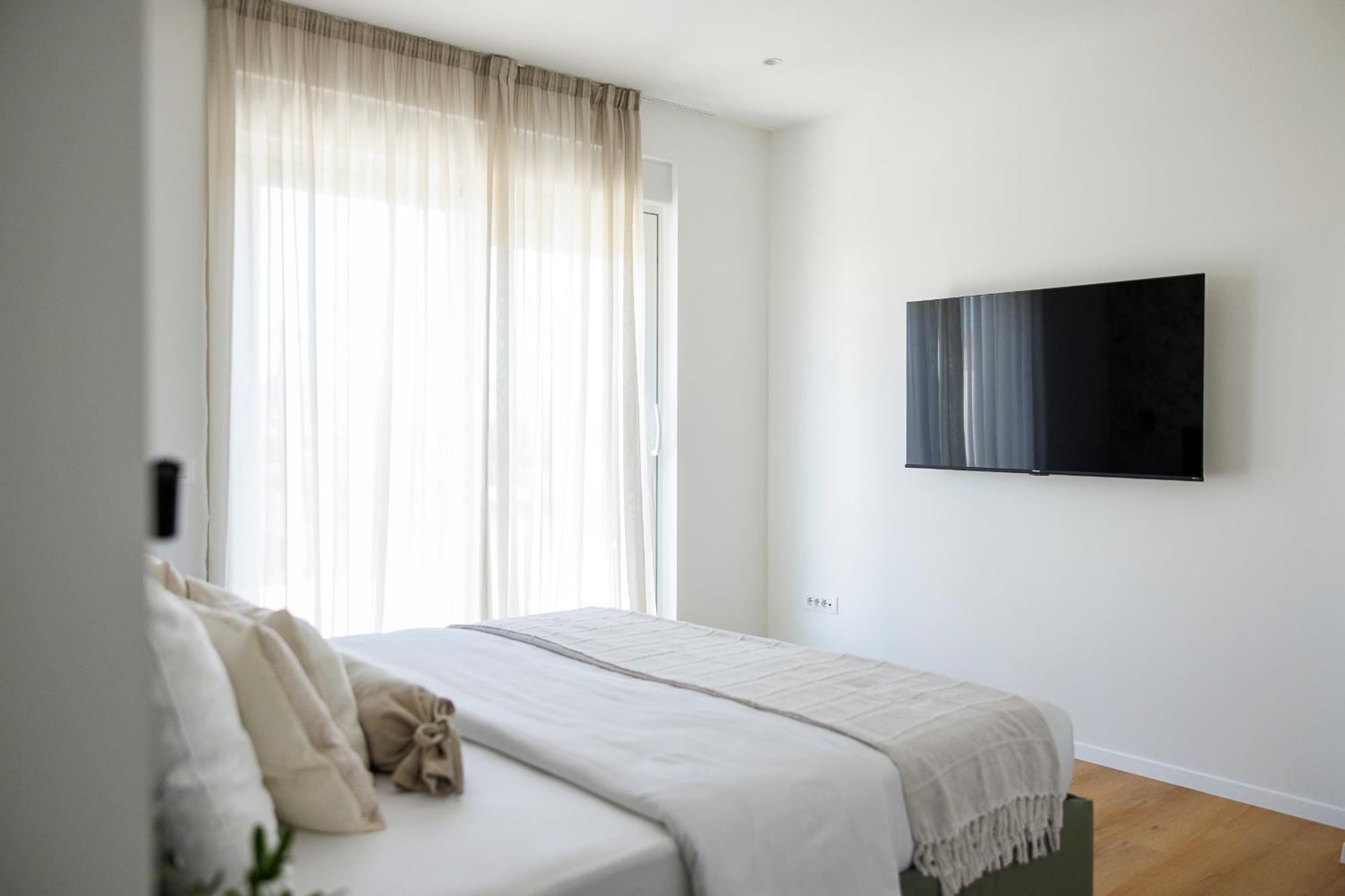 Olea - With Heated Pool, Sauna And Gym Villa *